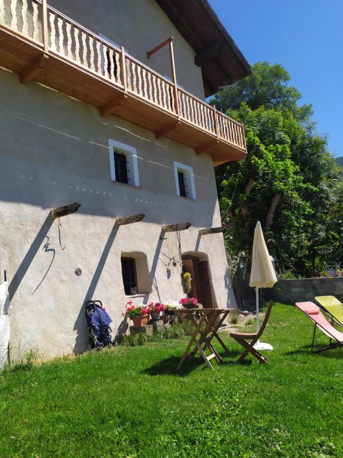 Chez Tonton Wi-Fi Villa Aosta Exteriör bild