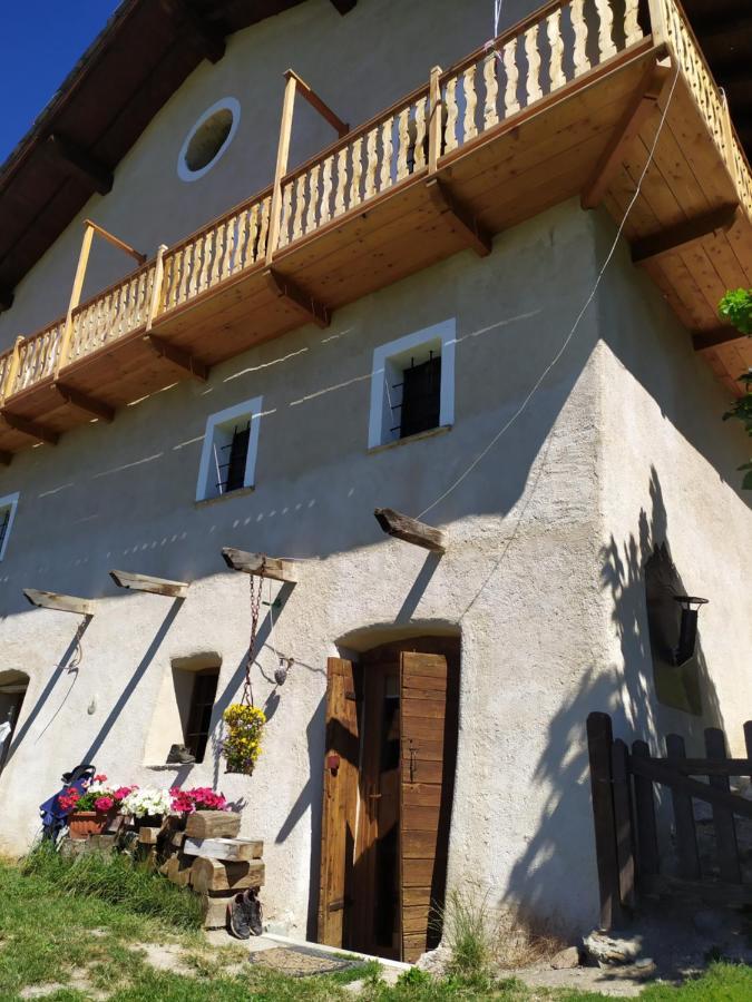 Chez Tonton Wi-Fi Villa Aosta Exteriör bild