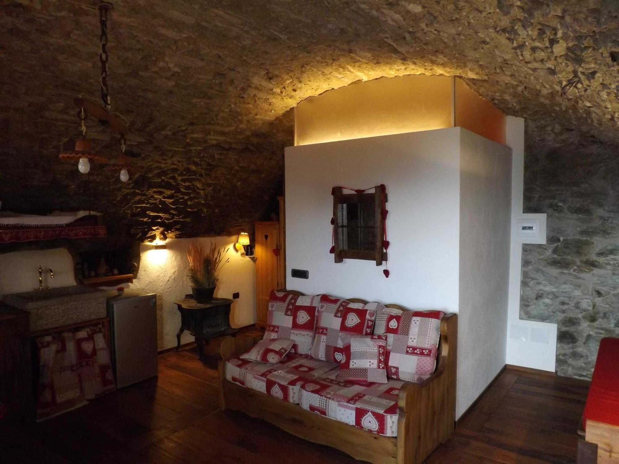 Chez Tonton Wi-Fi Villa Aosta Exteriör bild